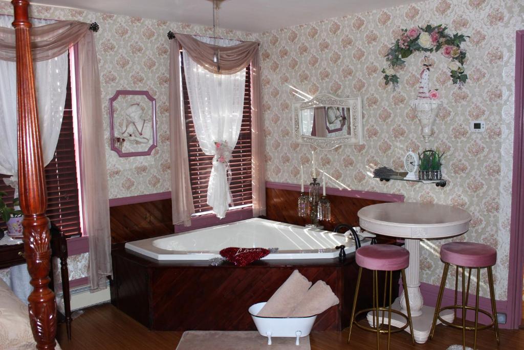 Carriage Stop Bed & Breakfast - Chambre Queen Avec Salle De Bain Spa