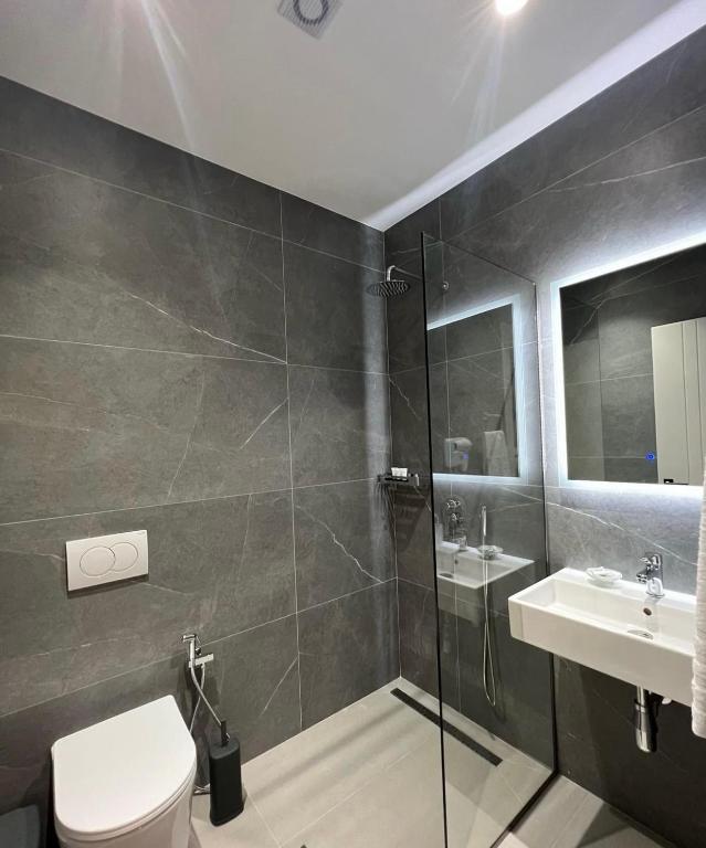 Koupelna v ubytování Astoria Rooms