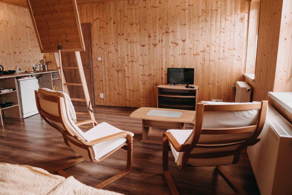TV a/nebo společenská místnost v ubytování Na Bučinské
