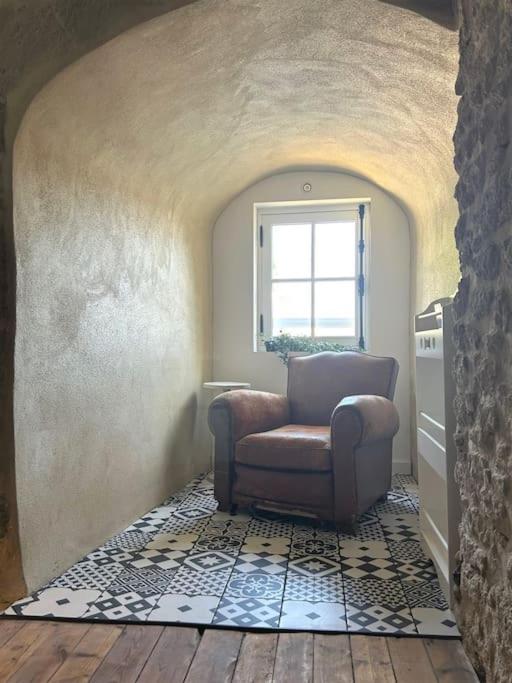 Posedenie v ubytovaní Kentañ - Maison insolite intra-muros à Guérande