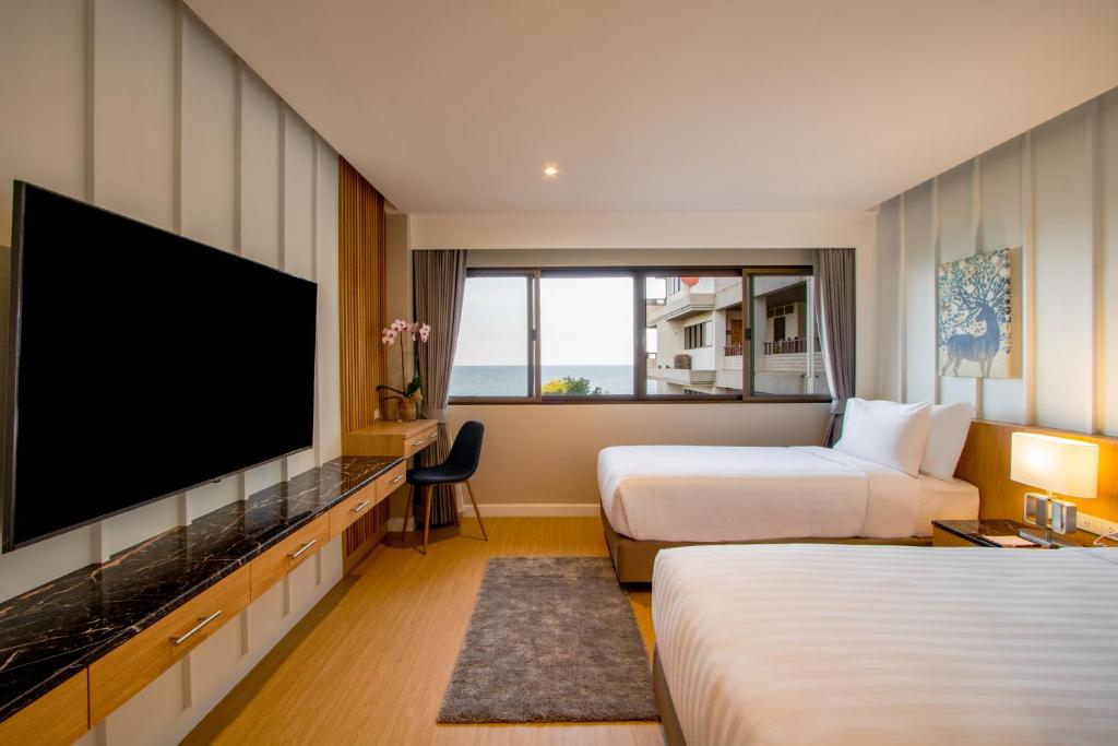 TV a/nebo společenská místnost v ubytování Anantara Hua Hin Resort