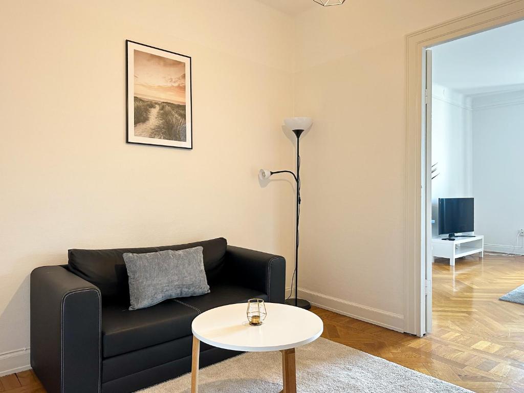 TV a/nebo společenská místnost v ubytování Stay Inn Apartment Sveavägen