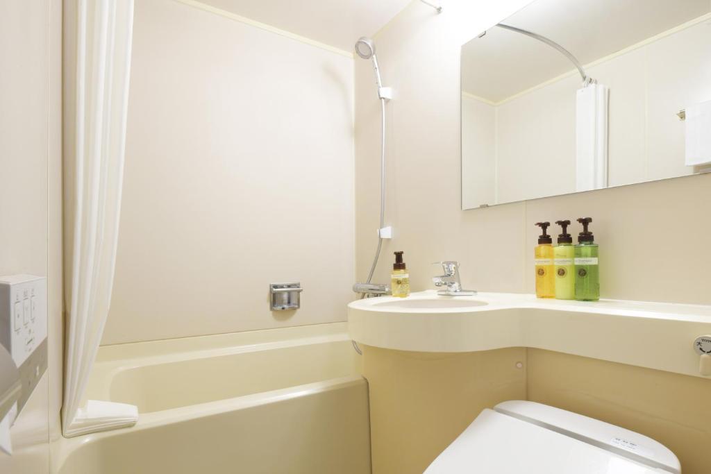 Koupelna v ubytování HOTEL MYSTAYS Atsugi