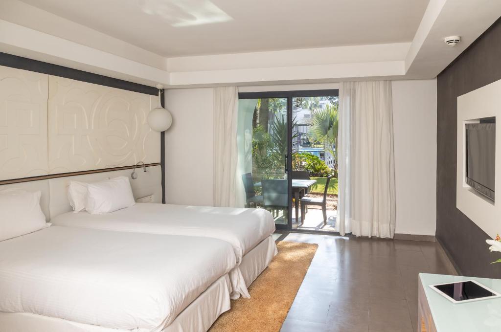Pullman Mazagan Royal Golf & Spa - Accessible Room With Pool View And Two Single Beds