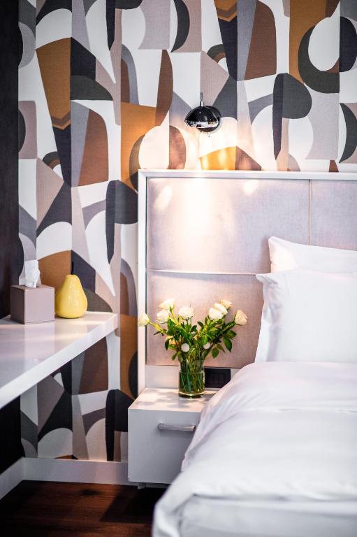 CRYSTAL Hotel Belgrade - Resim 39