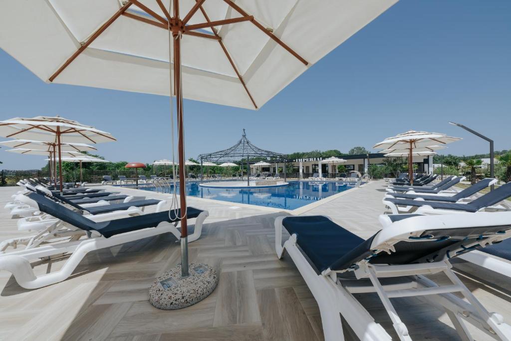 Bazén v ubytování Imperial Family Resort nebo v jeho okolí