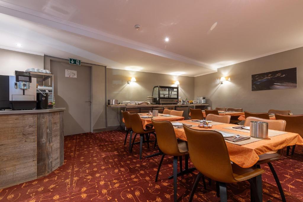 Restaurace v ubytování Hotel Central, SPA & LOUNGE BAR