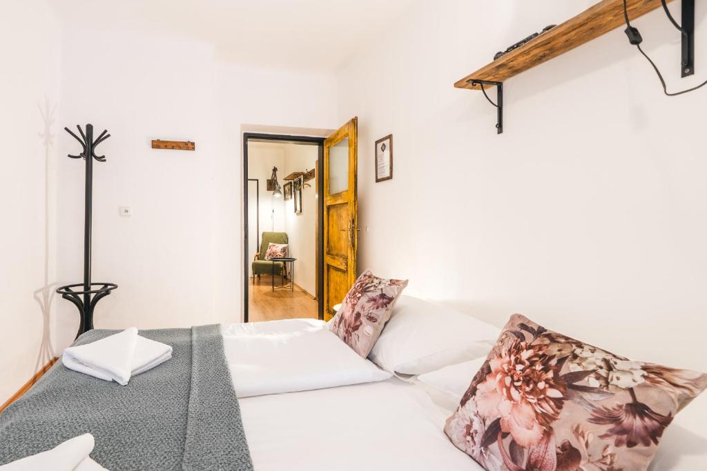 Penzion U náměstí - At the Town Square - 15