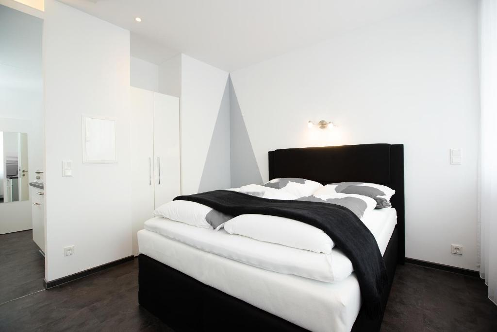 
Studio Apartment (2 Adults)
