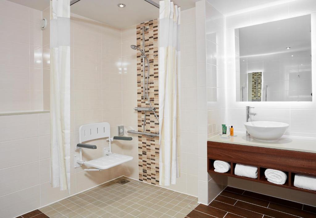 Hilton Garden Inn Sunderland - Queen Room - Mobility Access