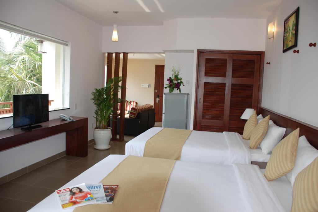 Canary Beach Resort - King Suite With Sea View