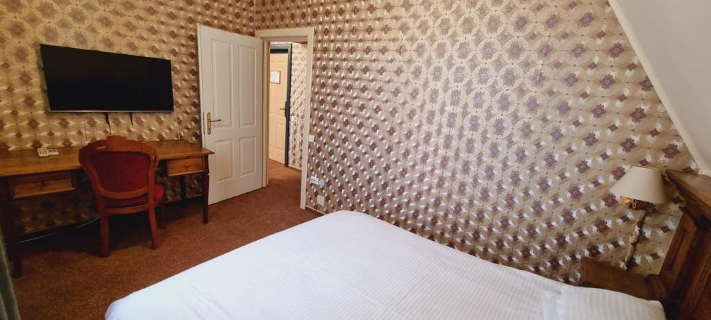 Topaz Boutique - Resim 44