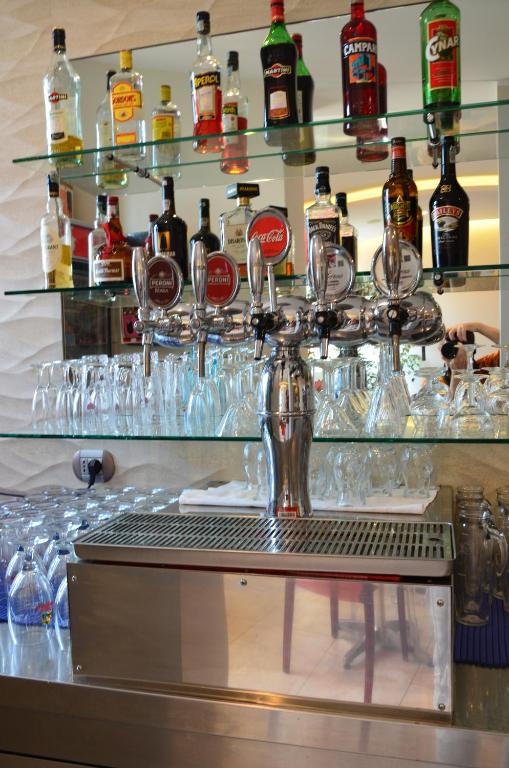 Lounge alebo bar v ubytovaní Hotel Nuova Orchidea