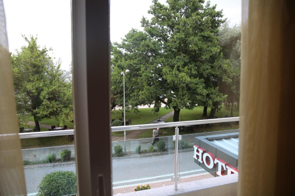 Zahrada ubytování Hotel Pogradeci