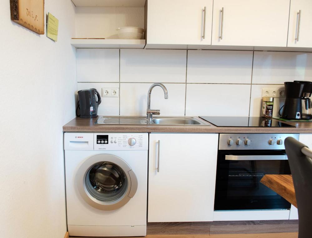 Kuchyň nebo kuchyňský kout v ubytování Ferienwohnung Prof. Dehmer