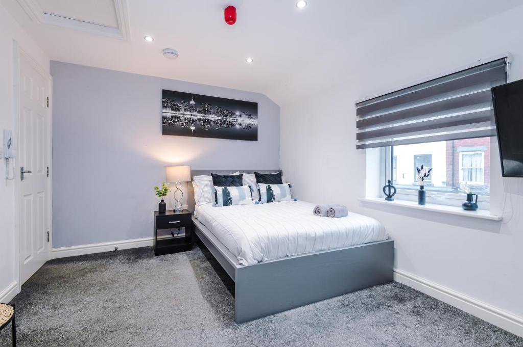 Modern Studio Flat, Hindley Updated 2024 Prices