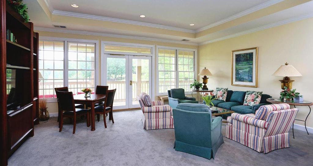 The Inn at Governors Club - Housity