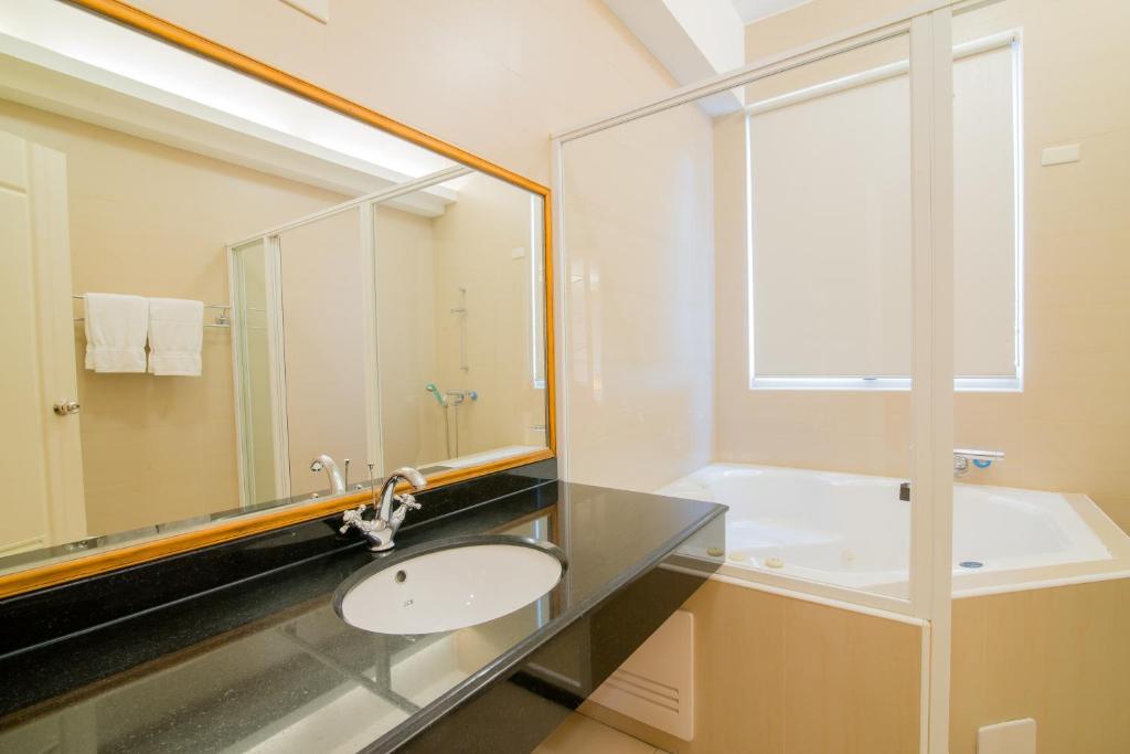 Zhileju Homestay - Habitación Doble Con Balcón