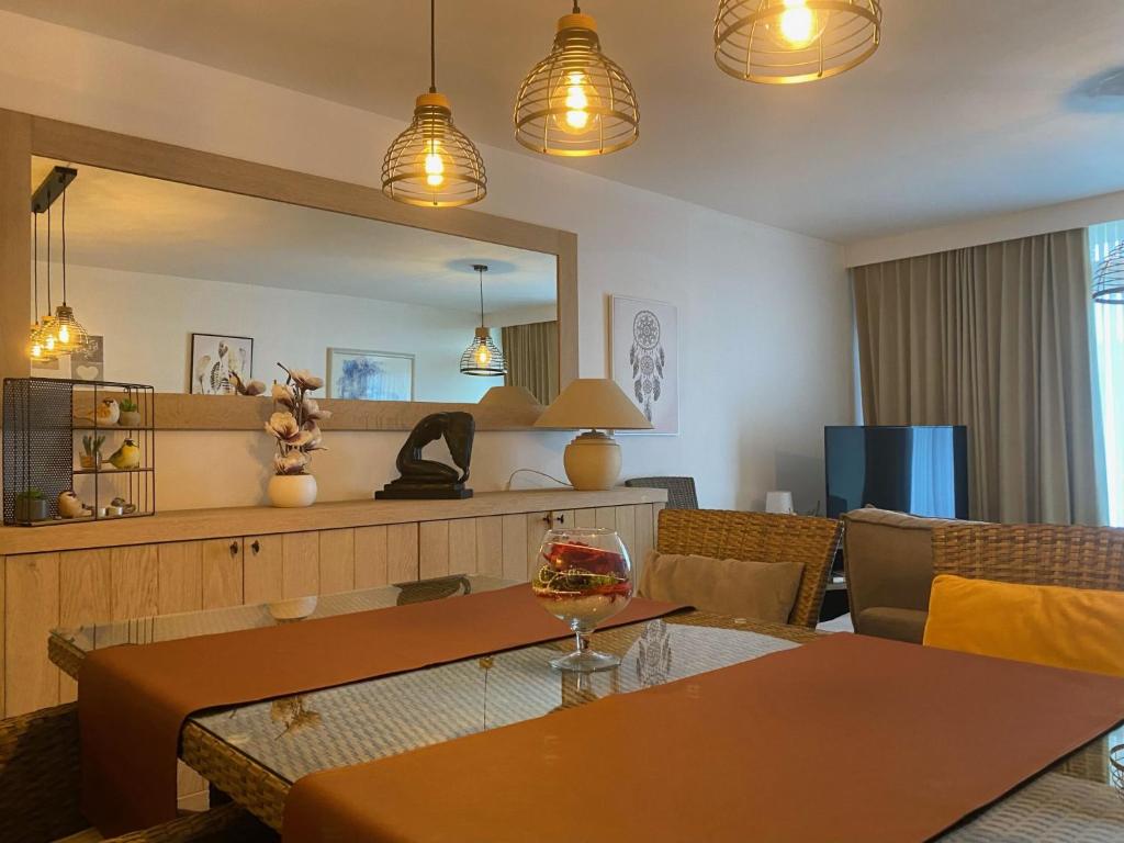 TV a/nebo společenská místnost v ubytování Apartment 103 by Interhome