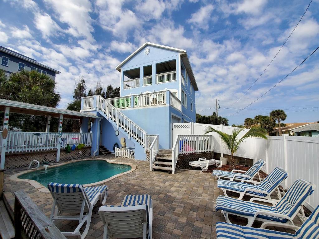 Picture of Oceanview Tower - Pool just steps to the beach, Cocoa Beach (updated ...