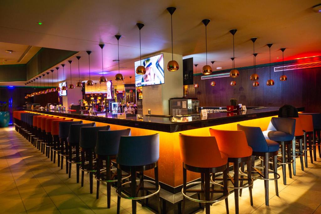 Lounge nebo bar v ubytování Eko Hotel Gardens