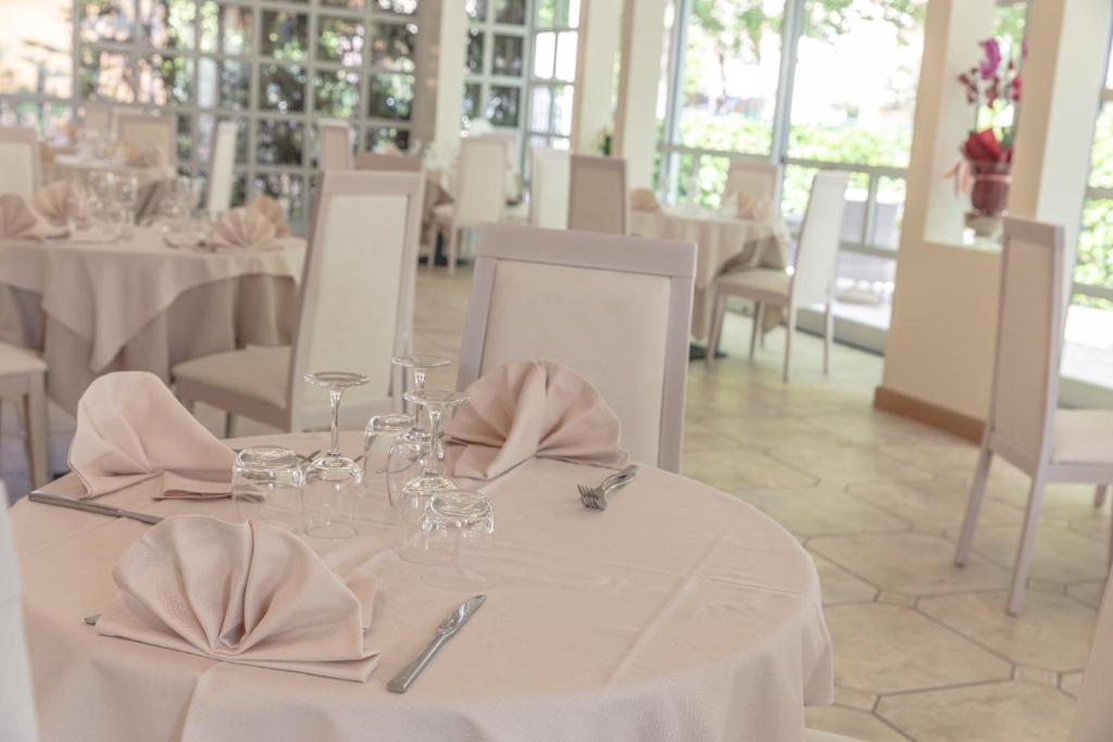 Restaurace v ubytování Hotel Athena