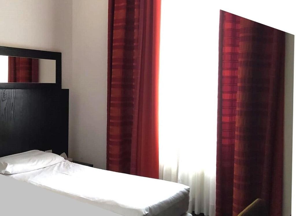 LH Hotel Excel Roma Montemario - Resim 39