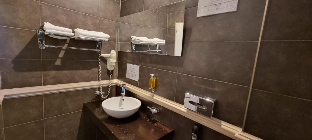 Topaz Boutique - Deluxe Double Room