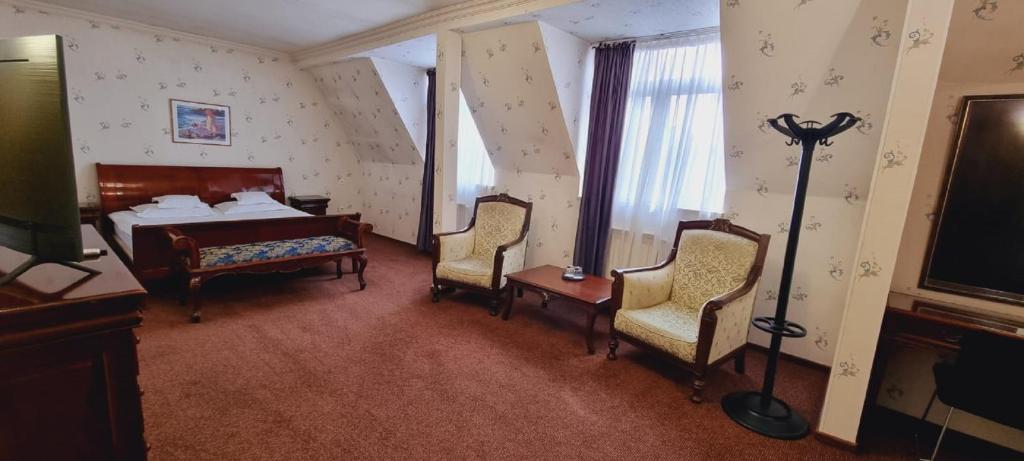 Topaz Boutique - Resim 25