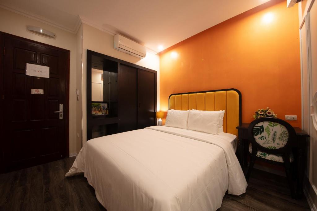 Omina Hotel & Travel - 4