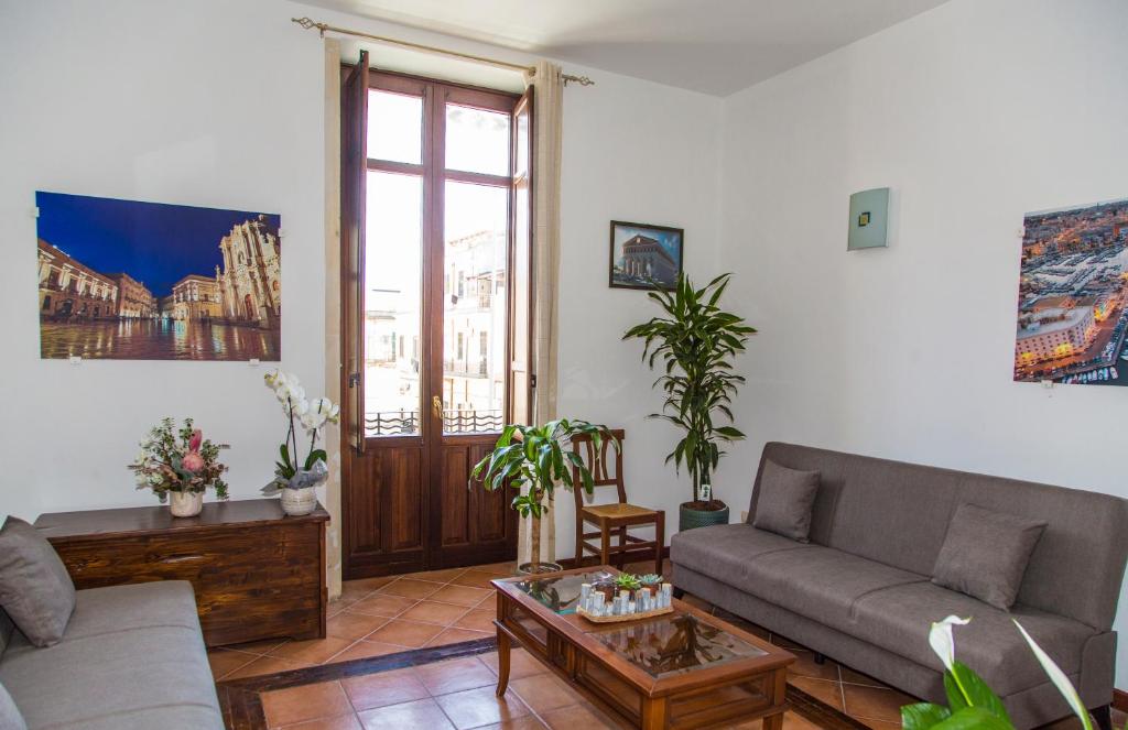 Posezení v ubytování La Borgata Rooms