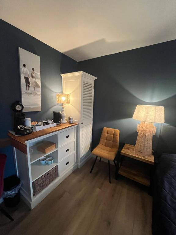 Kuchyň nebo kuchyňský kout v ubytování B&B De Koog Texel