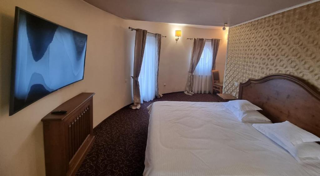 Topaz Boutique - Resim 14