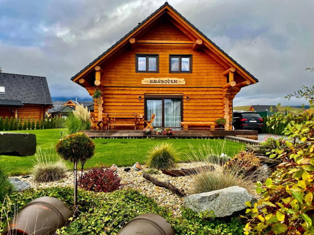Zahrada ubytování Zrúboček / Log Cabin