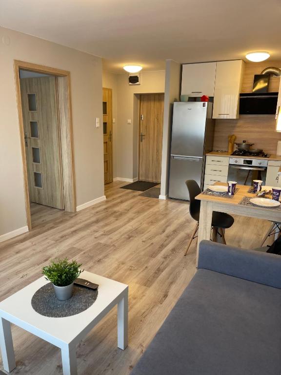 Mieszkanie w centrum z oddzielną sypialnią - 6