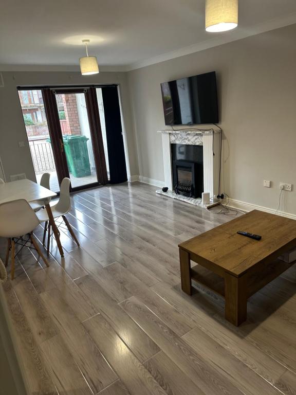 Dining area sa apartment