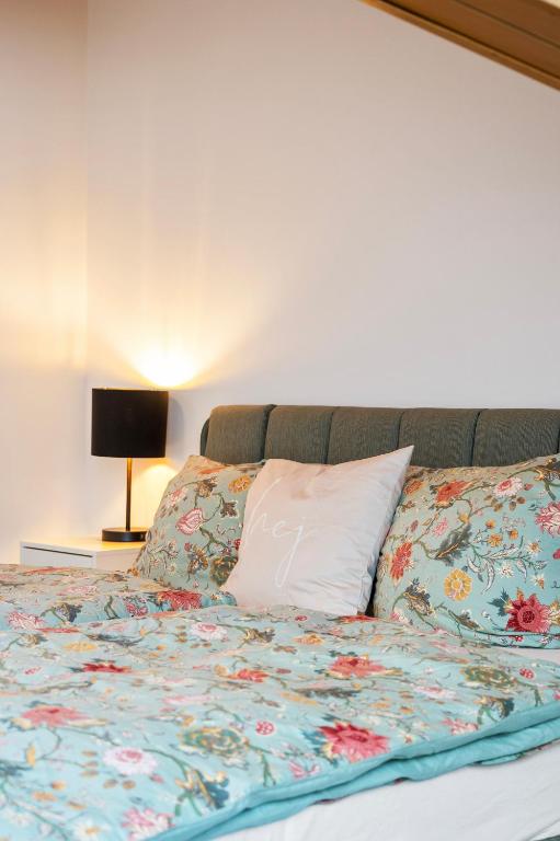 Postel nebo postele na pokoji v ubytování Wohnung Weitblick