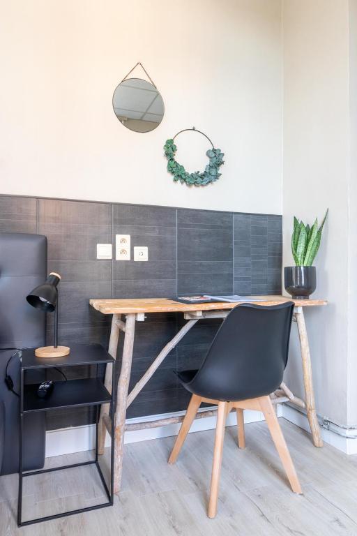 Hotel Entree - Canal View Bruges - Resim 26