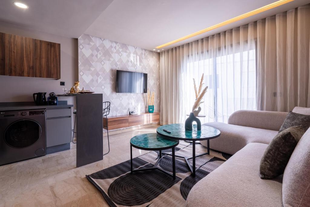 Luxoria by SHORTSTAYCASA- New & Chic in the heart of town - 带阳台的公寓