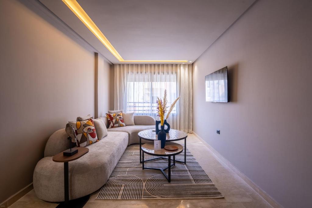 Luxoria by SHORTSTAYCASA- New & Chic in the heart of town - 带阳台的公寓