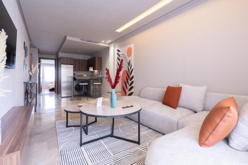 Luxoria by SHORTSTAYCASA- New & Chic in the heart of town - 带阳台的公寓