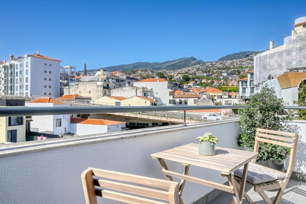 Beco Santa Emilia 4P, a Home in Madeira