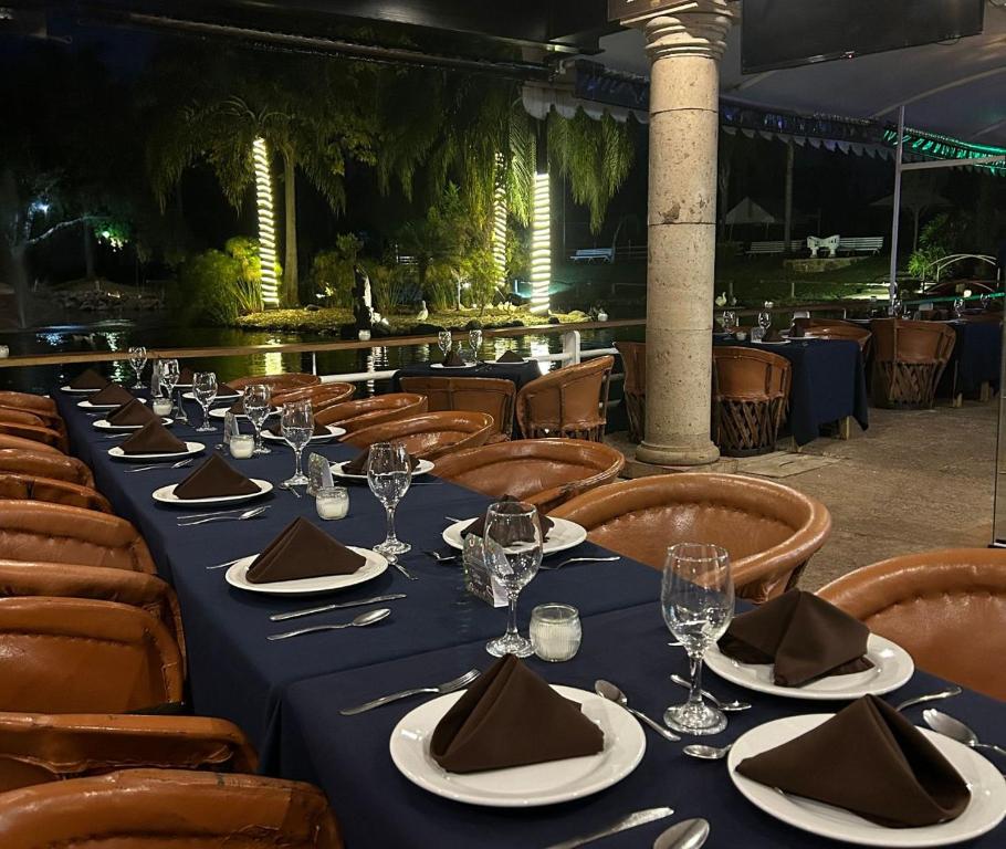 Restaurace v ubytování Taanah Glamping