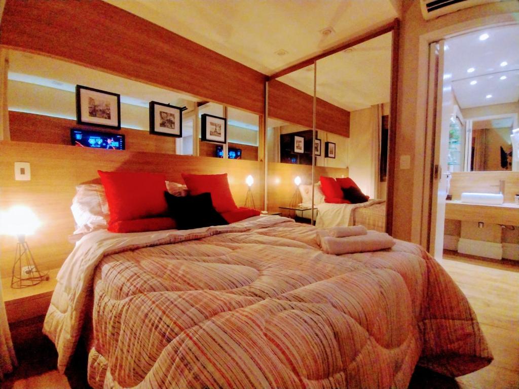 Krevet ili kreveti u jedinici u okviru objekta Hotel GranEstanConfor Veranda Berrini - Master Deluxe Duplex - First Class - Sophistiqué Studio - by LuXXoR