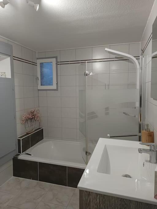 Koupelna v ubytování Gîte Chez l'Oncle Paul