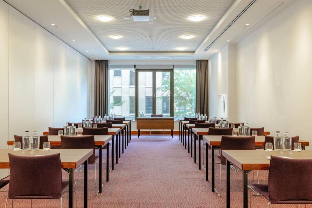 Konferenční prostory v ubytování Crowne Plaza Amsterdam - South by IHG