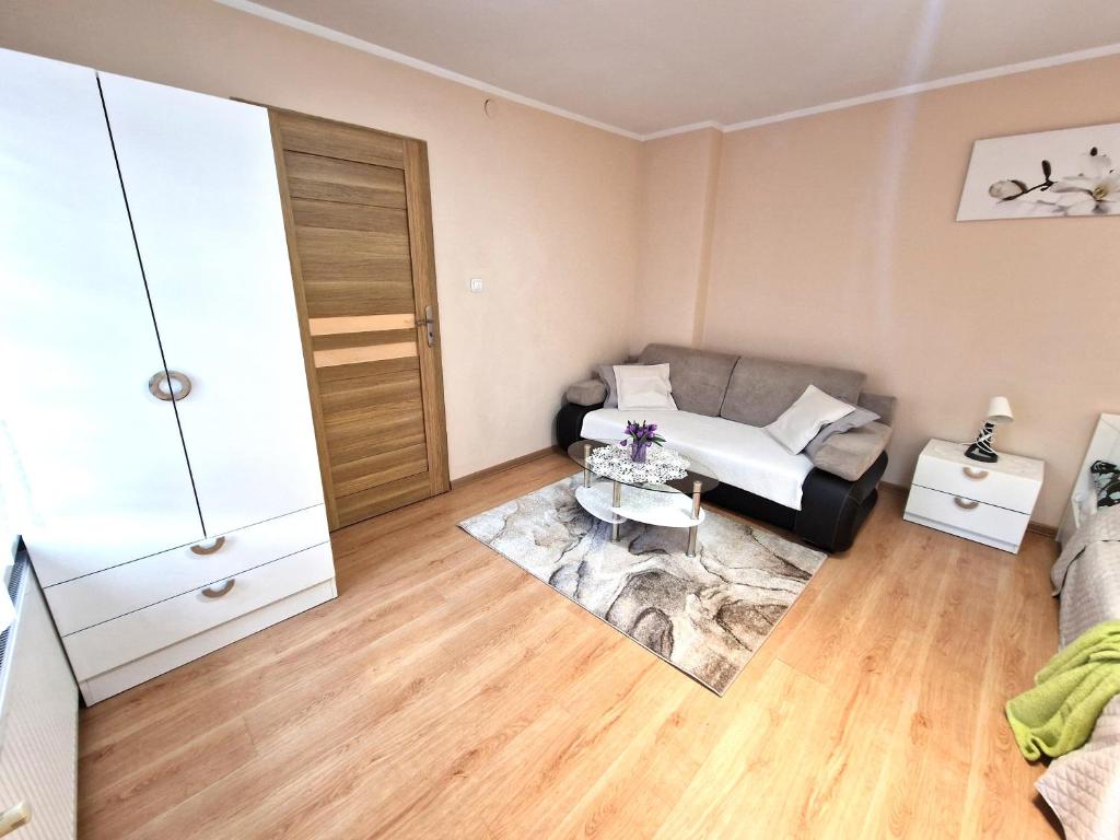 Posedenie v ubytovaní ApartHouse Apartamenty Centrum
