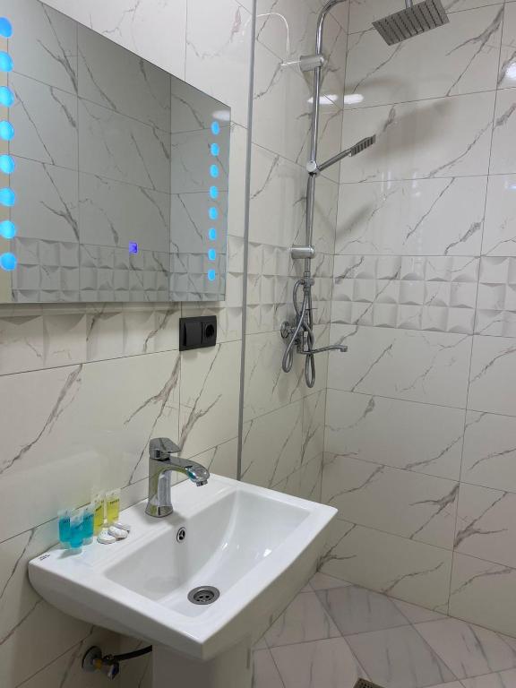 Koupelna v ubytování Boutique hotel RaqWine