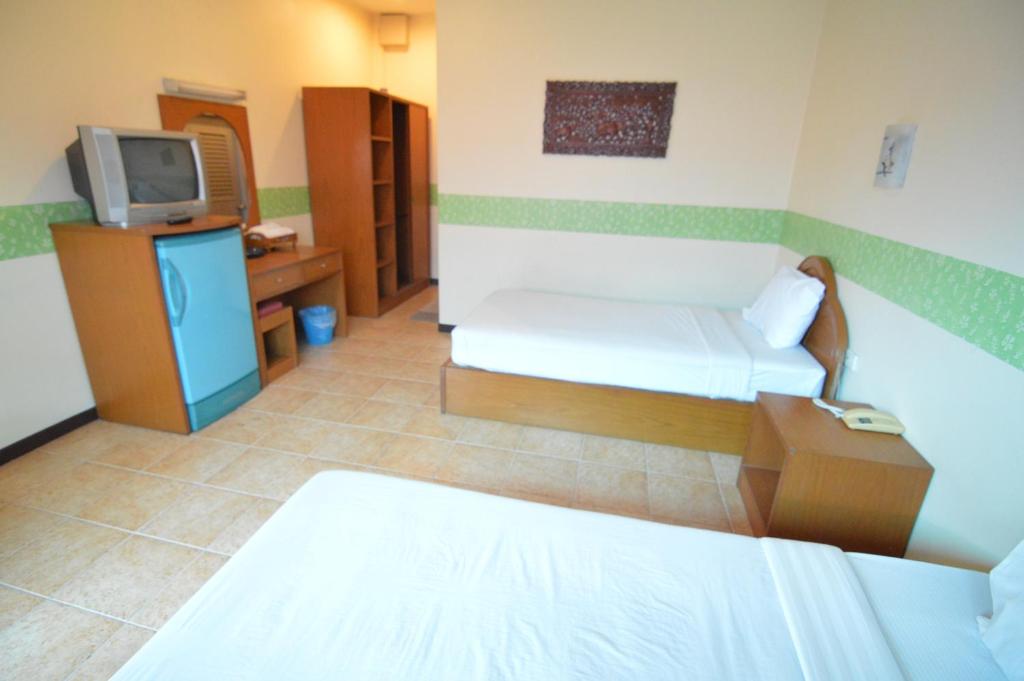 TV a/nebo společenská místnost v ubytování Techno Riverview Resort