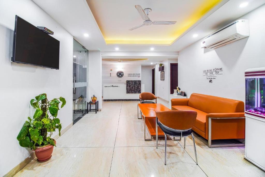 TV a/nebo společenská místnost v ubytování FabHotel VR Stay